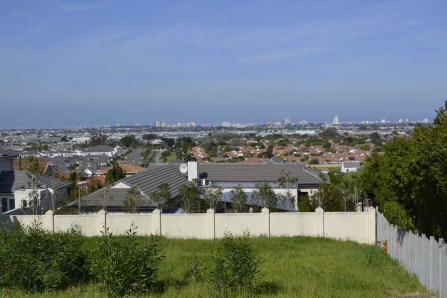  Bedroom Property for Sale in Mzuri Estate Western Cape